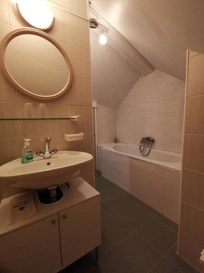 Apartmaji Mak Jesenice Exterior foto